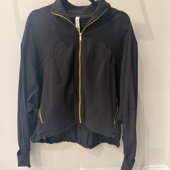 Lululemon Define Relaxed-Fit Jacket Luon, Black with Gold zipper - Picture 2 of 4